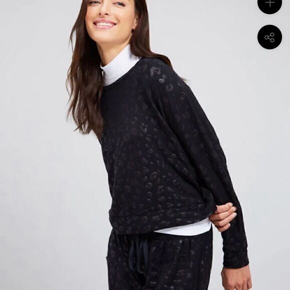 Terez Cheetah Foil Crew Sweatshirt in Black. Modal/Spandex. Size XL. NWT! - Picture 1 of 13